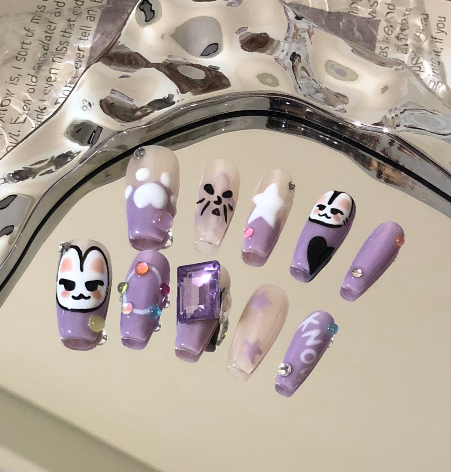 Shiny Rabbit Know Hand Made Press On Nail