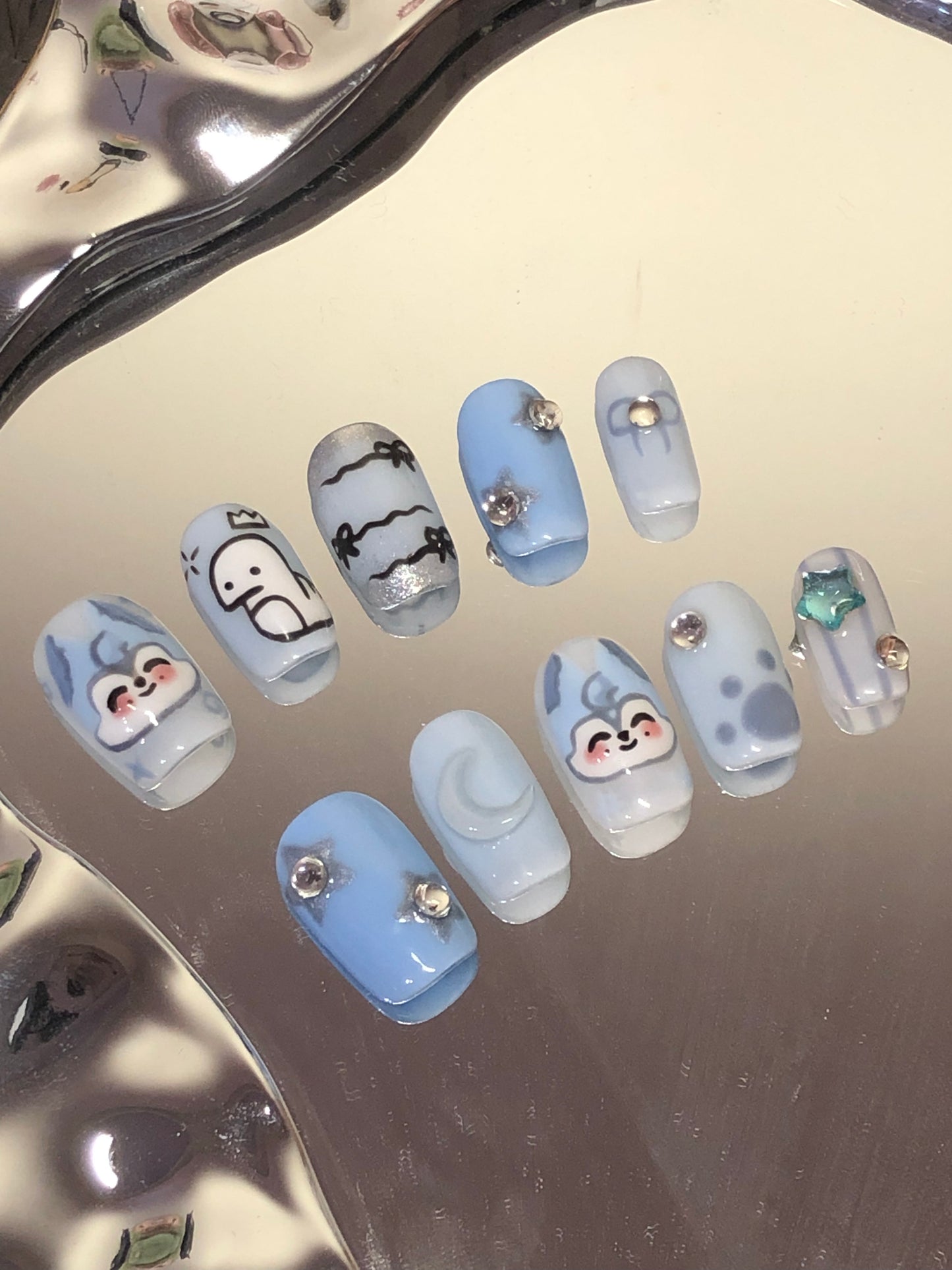 Star Light Wolf Channie Handmade Press On Nail